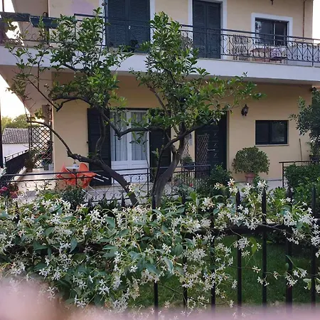 2 Bedroom Ground Floor Apartment - Meadow Views Analipsis  Exterior photo